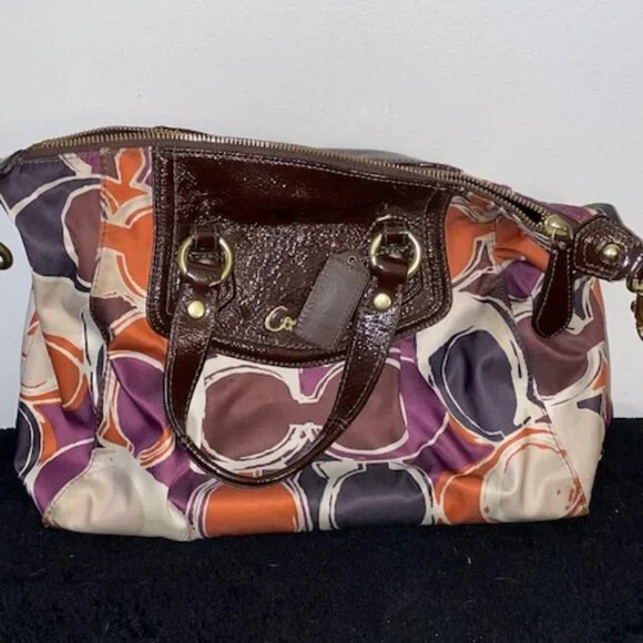 Coach Shoulder Purse - Picture 1 of 9